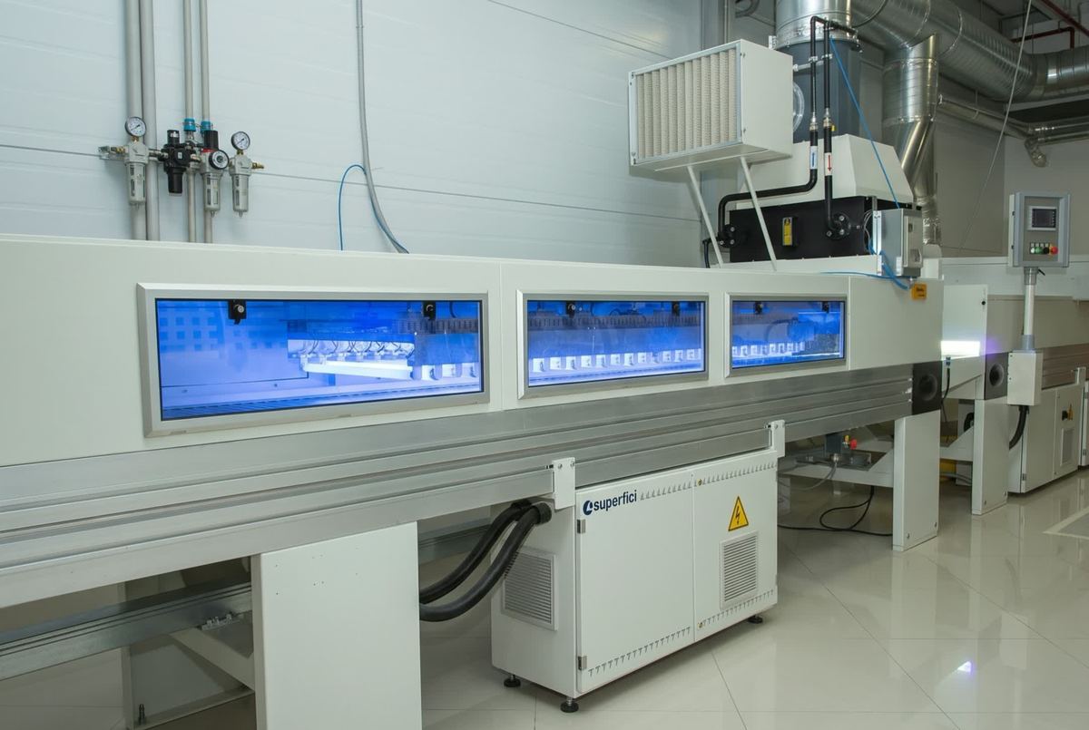 UV curing tunnel